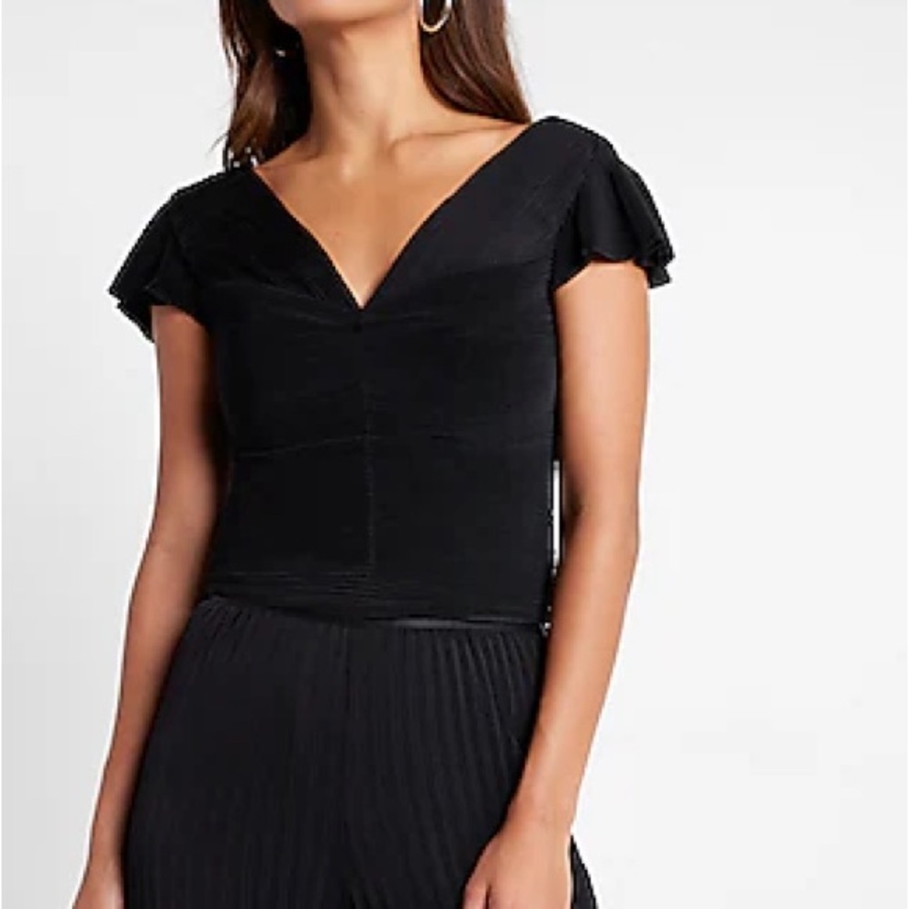 Express Pleated Flutter Sleeve Top